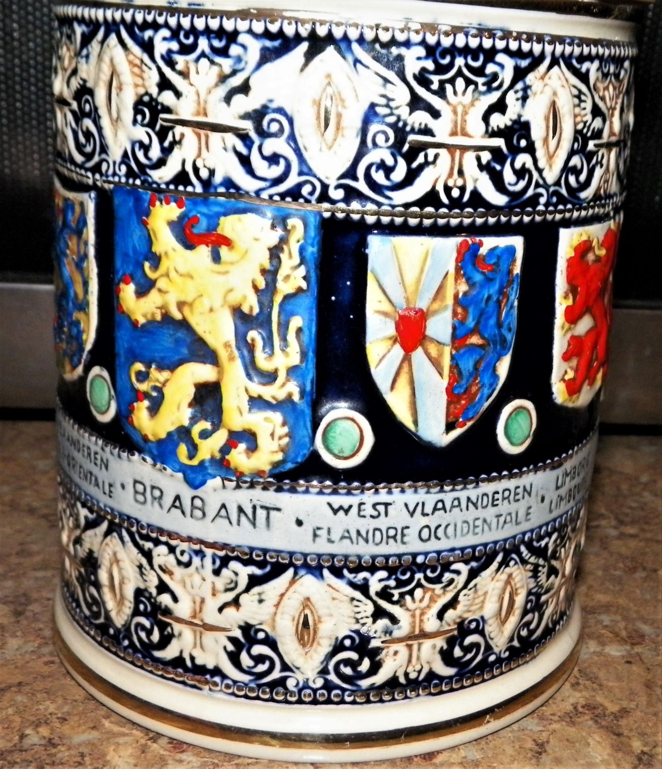 TOBACCO JAR GERMANY PORCELAIN 2AA.JPG