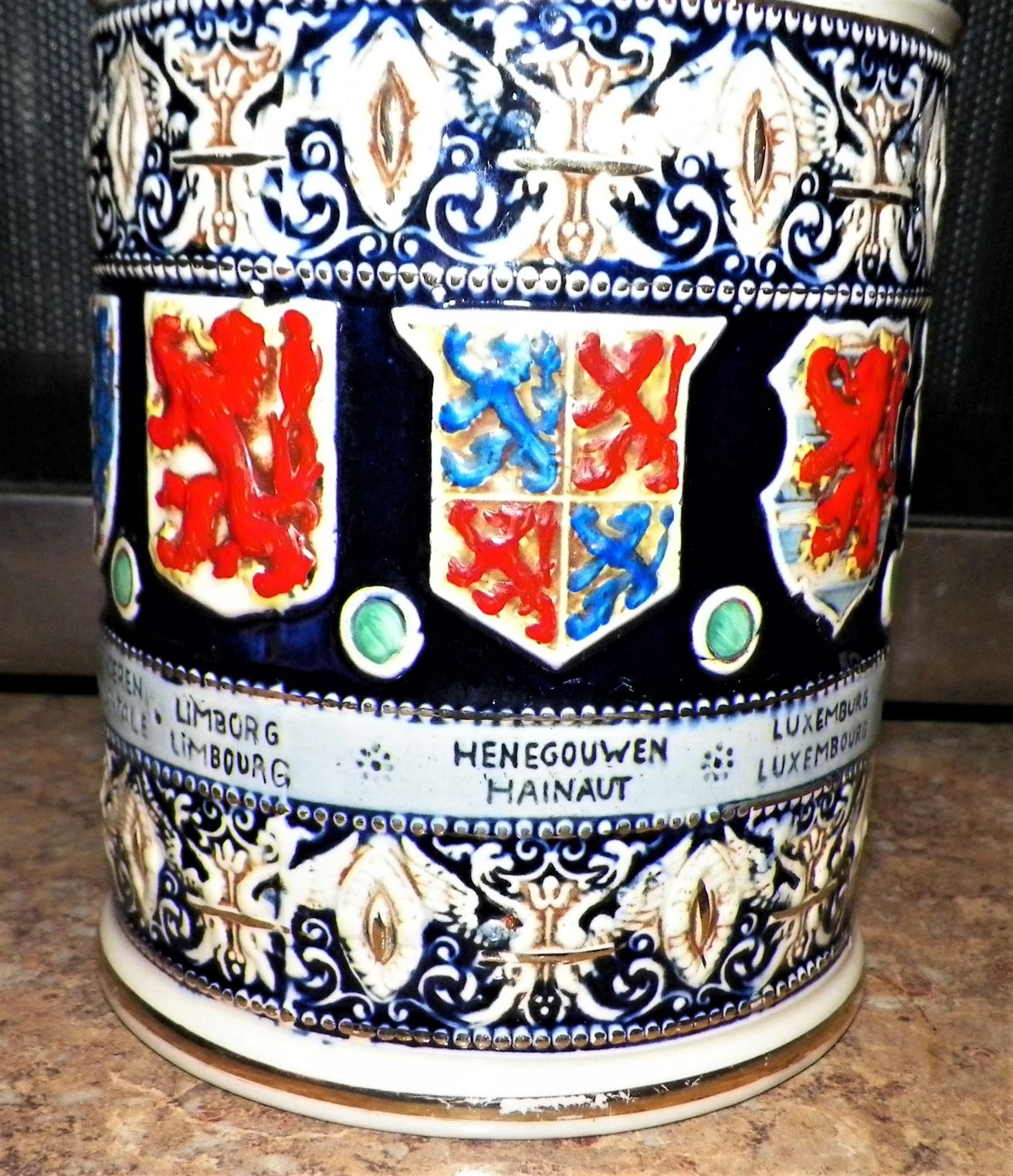 TOBACCO JAR GERMANY PORCELAIN 2AAA.JPG