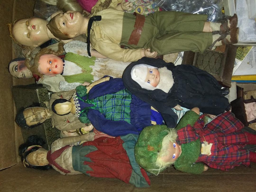 TOY A A GROUP 2AA DOLL & FURNITURE COLLECTION 1_A.JPG