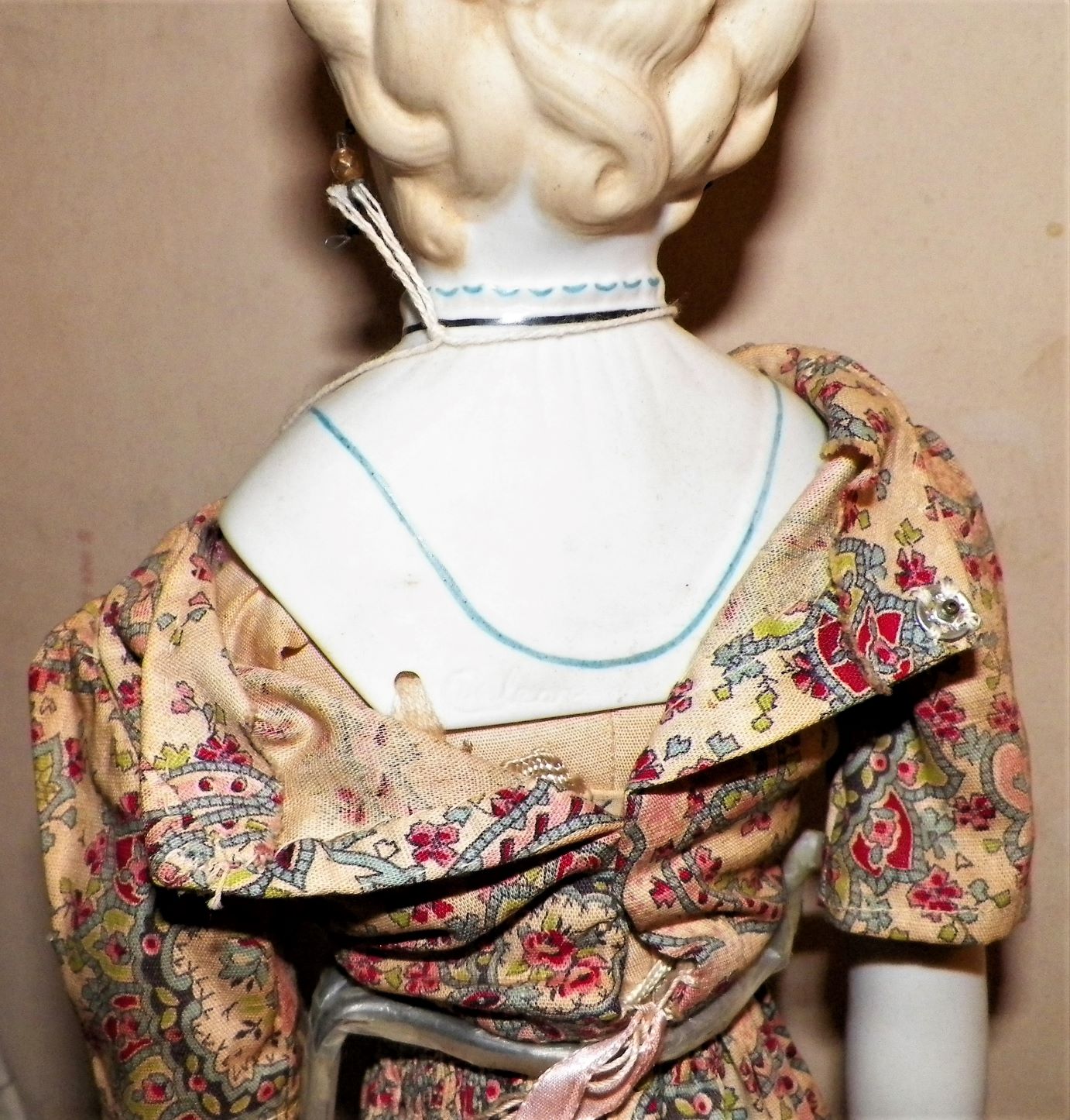 TOY DOLL ANTIQUE CLEAR 2 TALL DOLLS 6AA.JPG