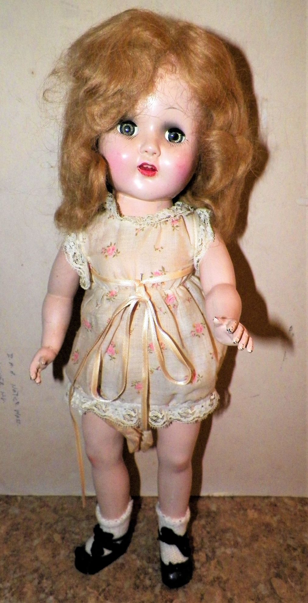 TOY DOLL ANTIQUE HORSMAN DOLL LITTLE GIRL 1AA.JPG