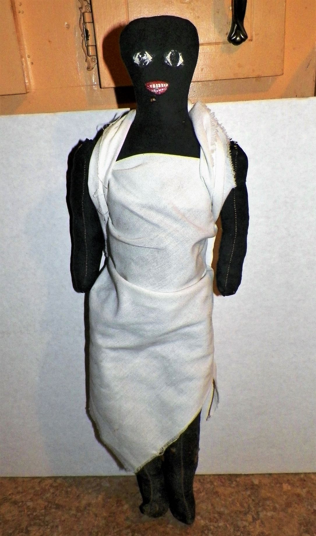TOY DOLL BLACK FOLK ART DOLL 1AA.JPG