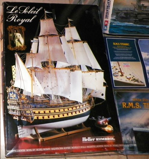 TOY MODEL KITS A GROUP SHIPS 2AA.JPG