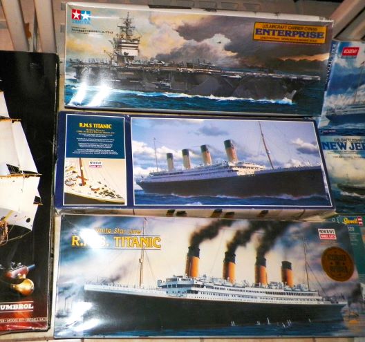 TOY MODEL KITS A GROUP SHIPS 3AA.JPG