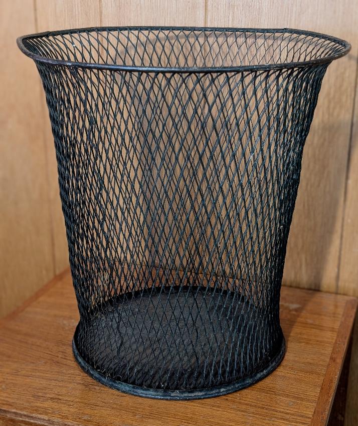 Trash Large.jpg