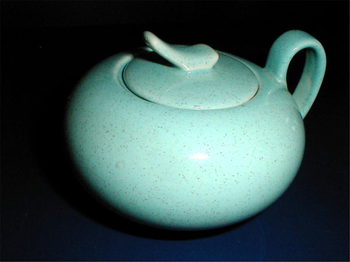 TURQUOISE Blue SPECKLED (USA) (sugar bowl  mystery.JPG