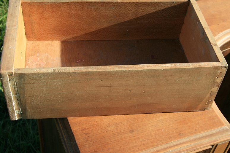 vanity drawer - smaller.JPG