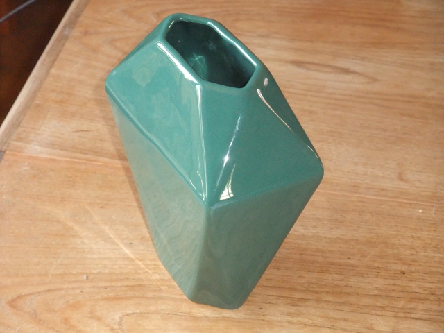 Vase 2.jpg