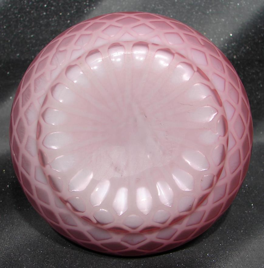 Vase-Pink_Cased_White-Lattice-btm.jpg