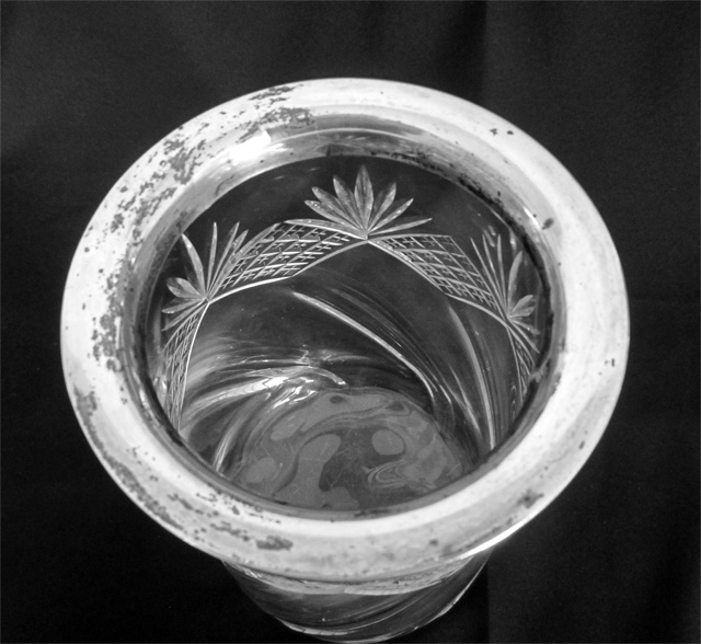 Vase w Silver Rim look in GS 640.jpg