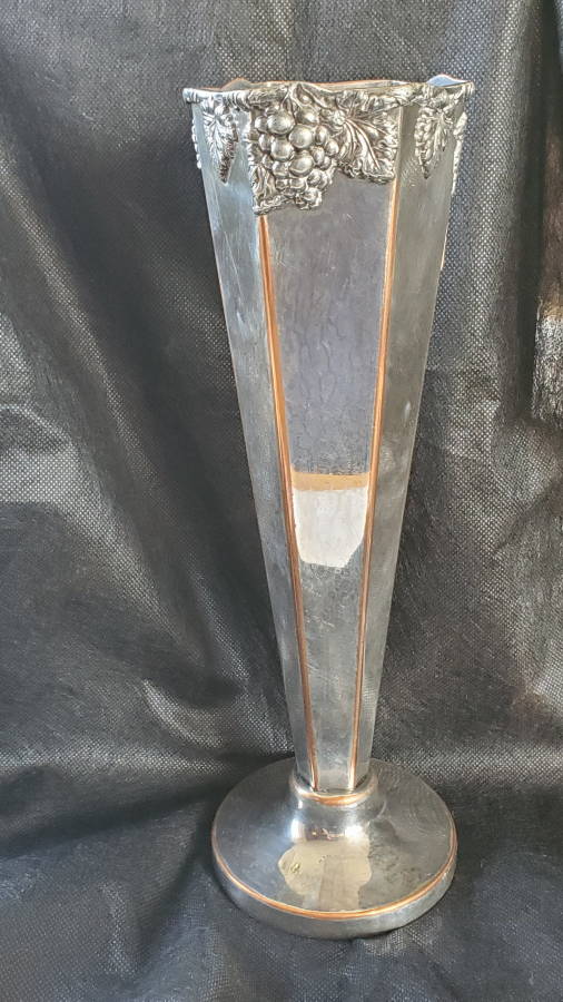 vase1.JPG