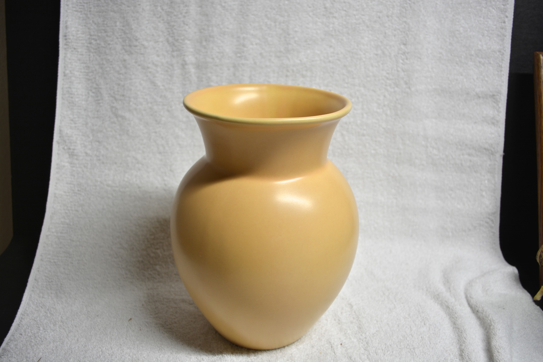 vase2.jpg