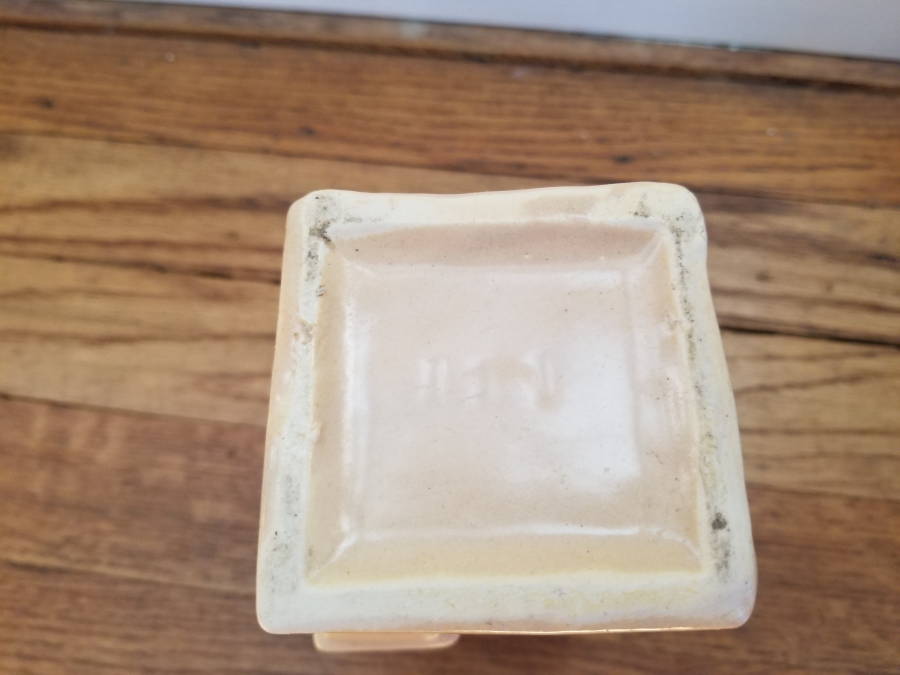 Help Identifying Pottery vase Antiques Board