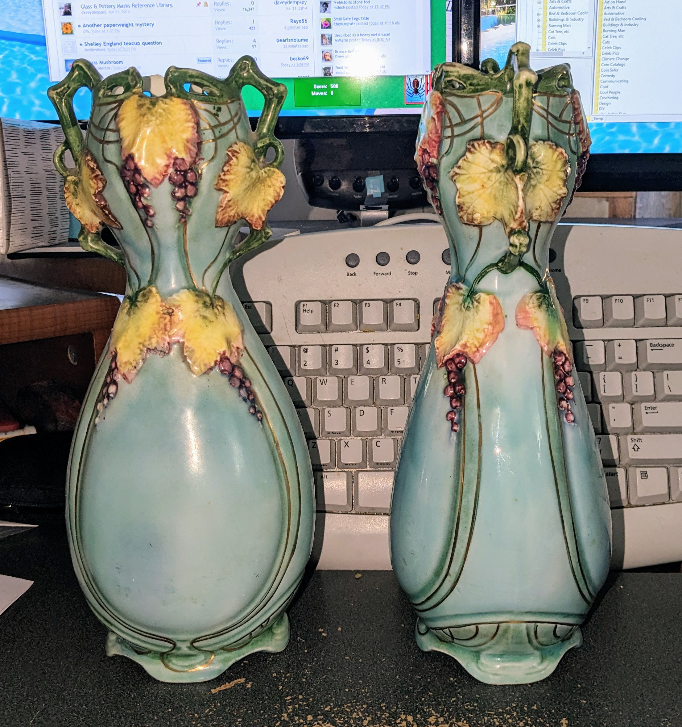 Vases pic 01a.jpg