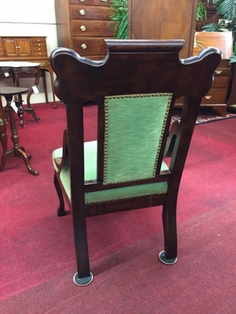 victchair6-min.jpg