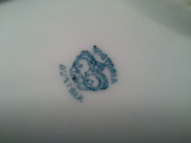 Victoria fish platter3.png