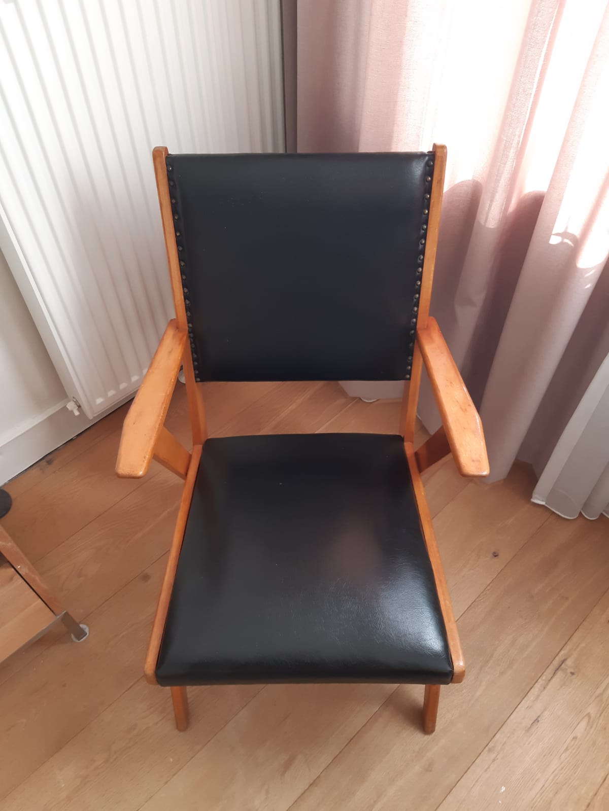 Vintage chair 1.jpeg