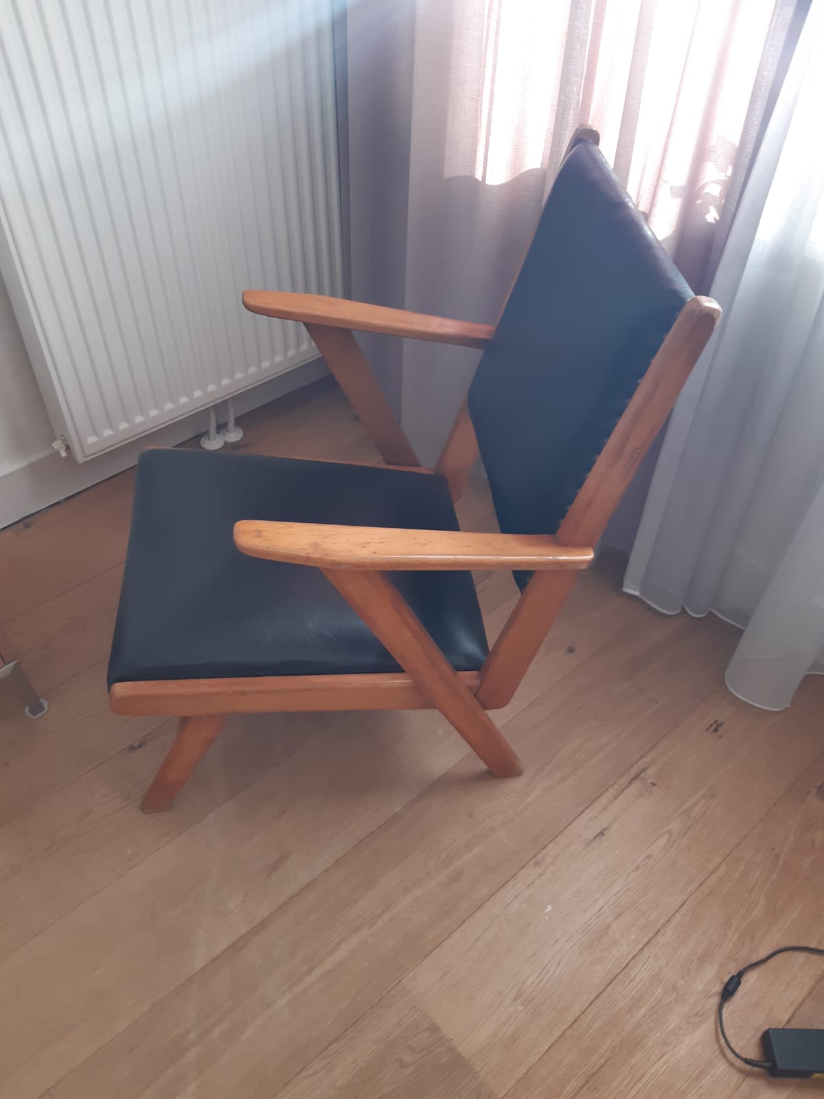 Vintage chair 2.jpeg