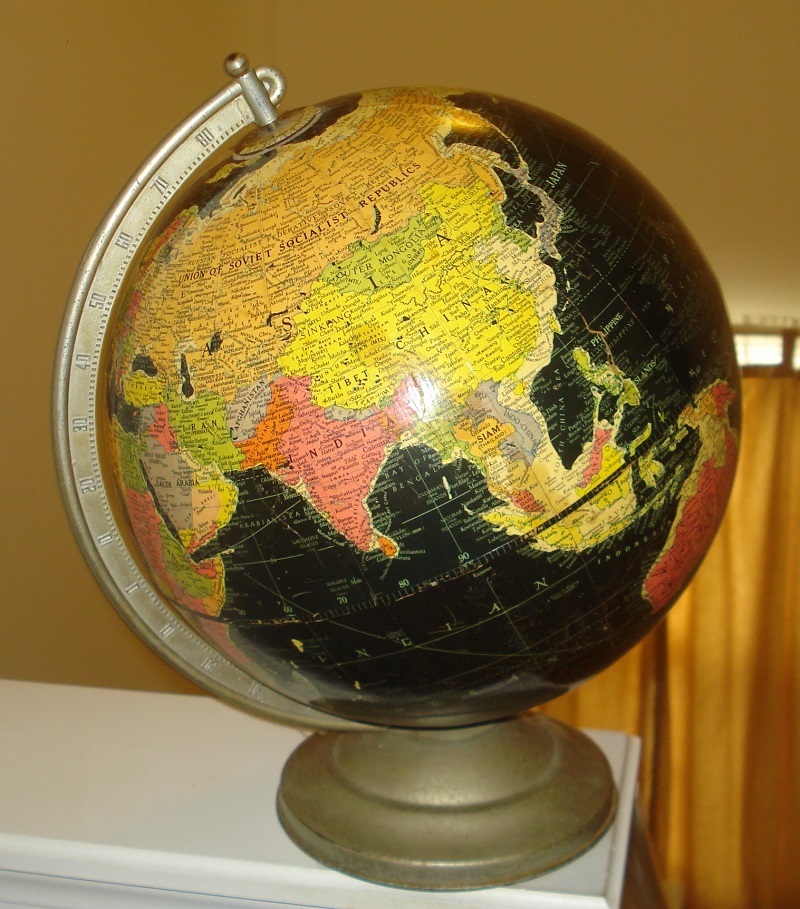 Vintage globe - late 40s early 50s.jpg