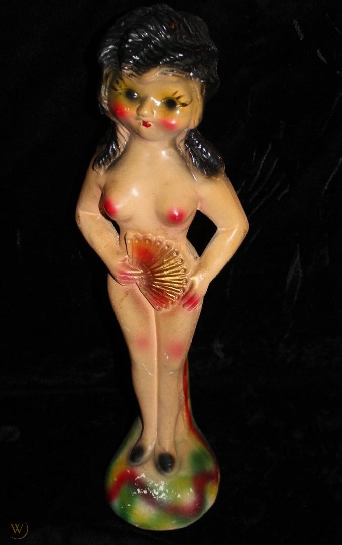 vintage-pin-nude-topless-chalkware_1_660b7028949f40447db9dbc779d3ca71.jpg