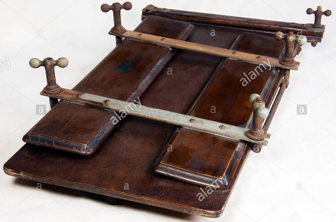 watts-empire-trouser-press-CW426K.jpg
