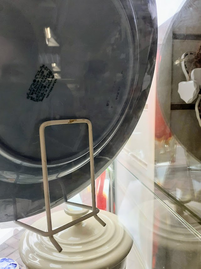 wedgwood embossed queens ware marking.jpg