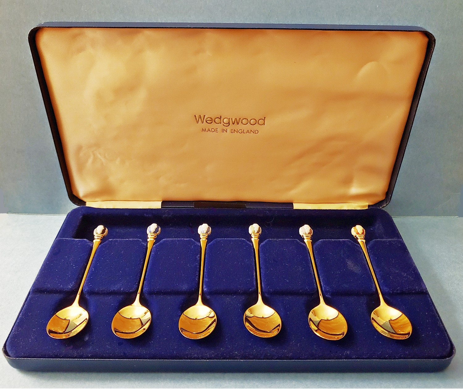 wedgwood-harlequin-set-spoons-sterling-birmingham-1983 (1).jpg
