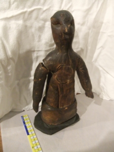 whitby-museum-inuit-skin-wood-figure.jpg