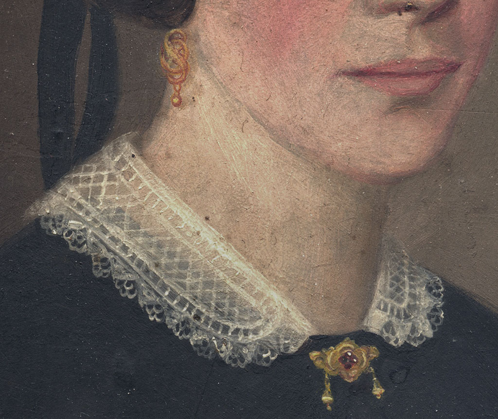 woman_lace.jpg