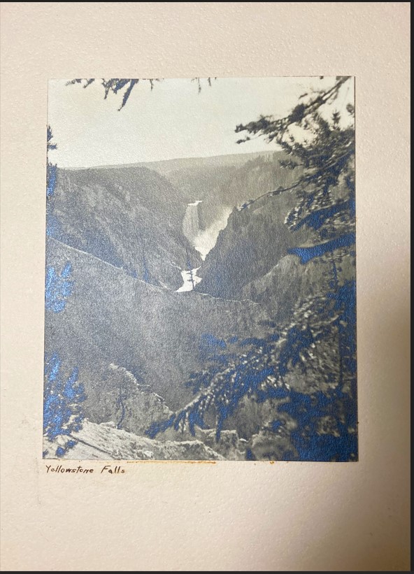 YELLOWSTONE FALLS - 1.jpg