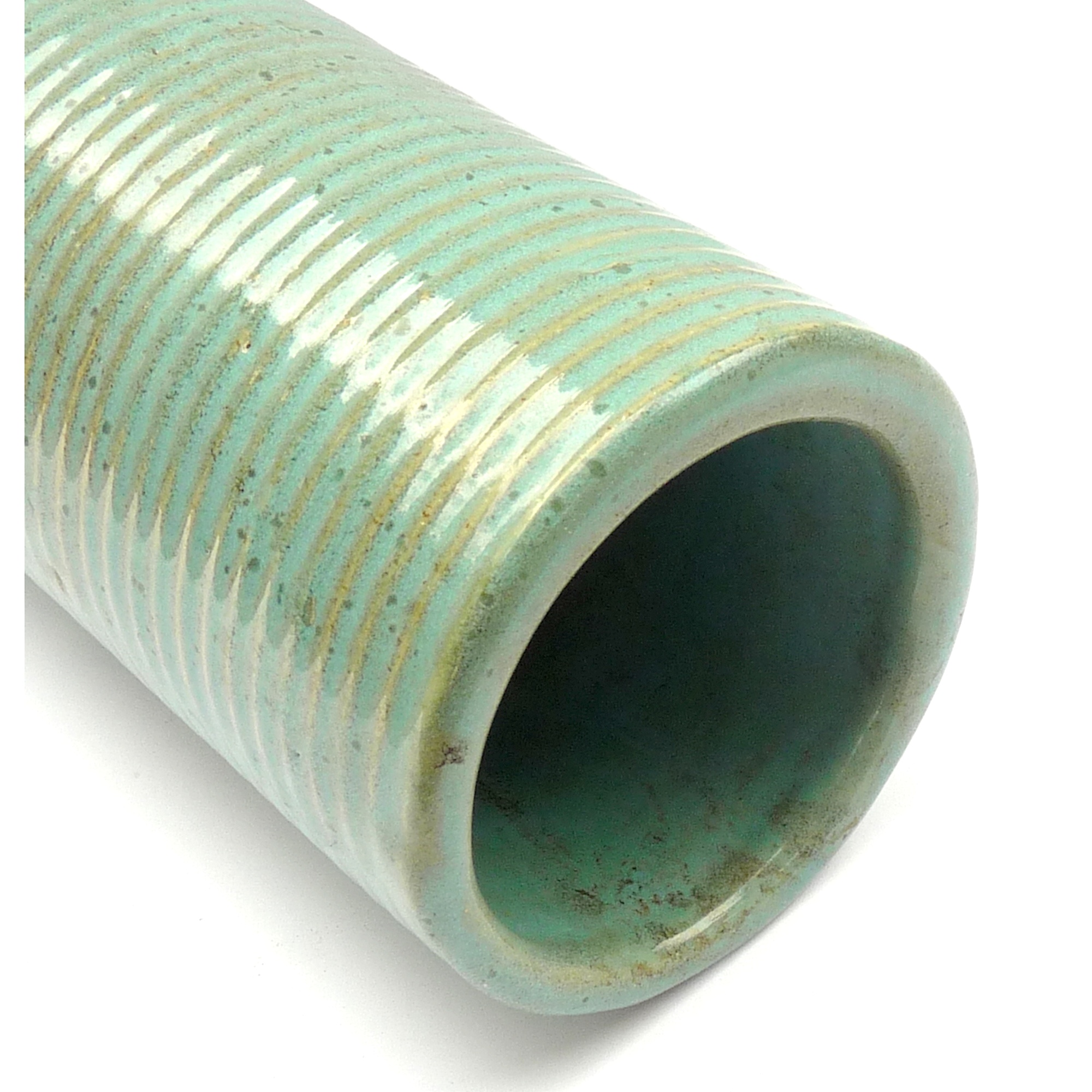 Zanesville_green_ribbed_vase_4.JPG