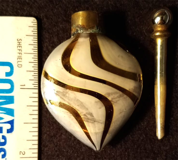 ZZ888 SM PERFUME2.jpg