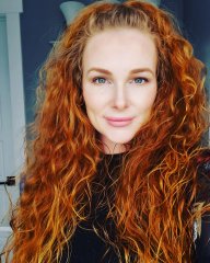 Julie Lodge
