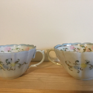 Tea cups