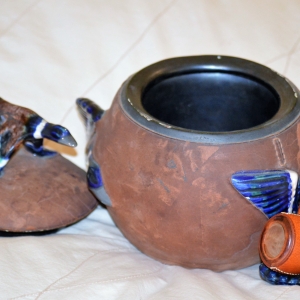 Tobacco humidor and pipe stand