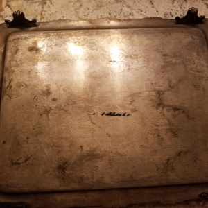 Back of tray