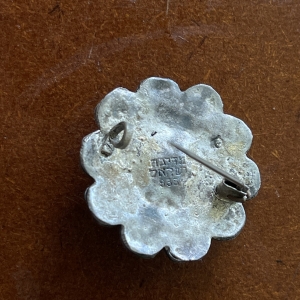 Brooch Back