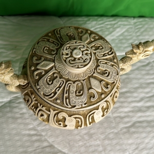 Lid