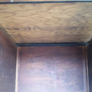 Under middle open section