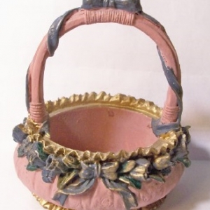 ceramic basket