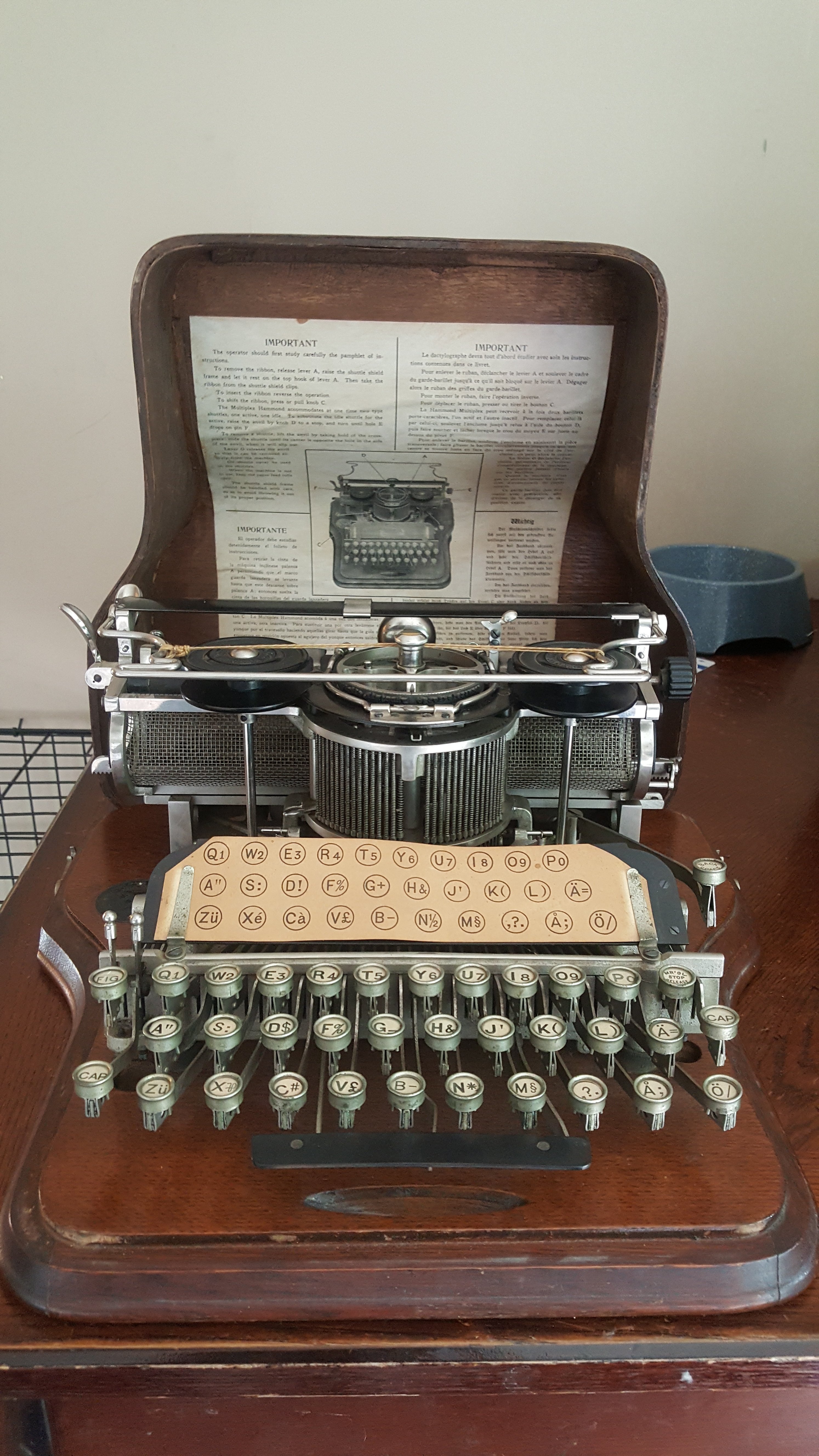 1917 Hammond typewritter