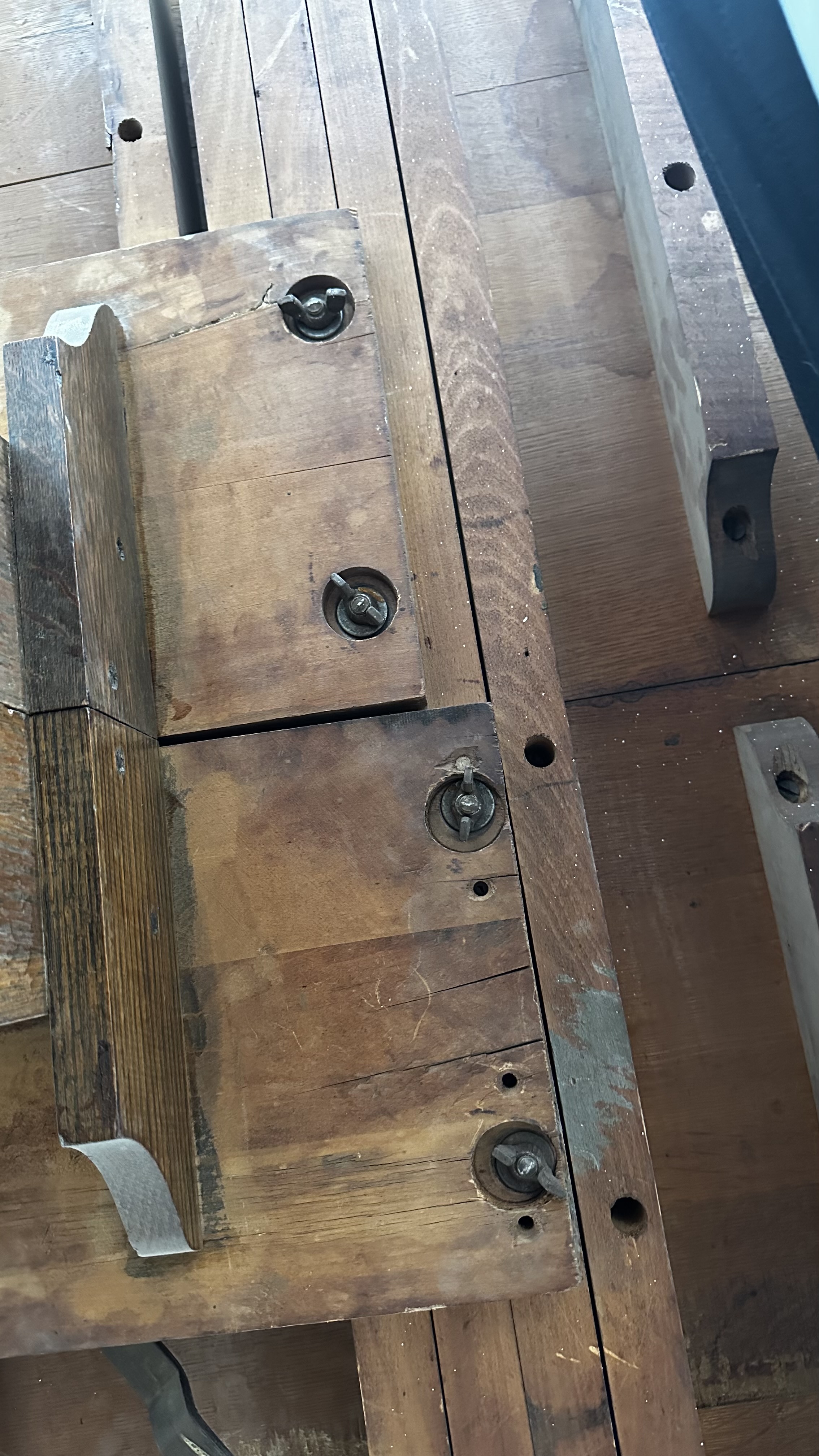 1920 table