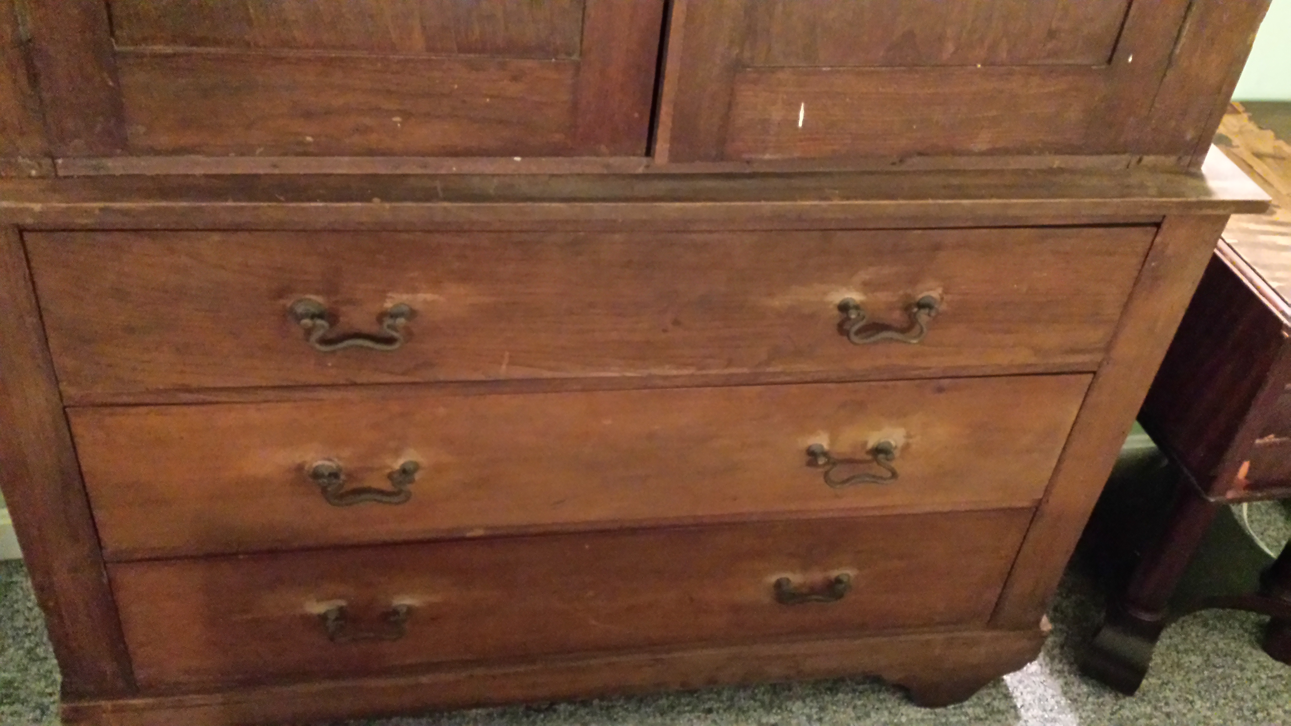 3 drawers