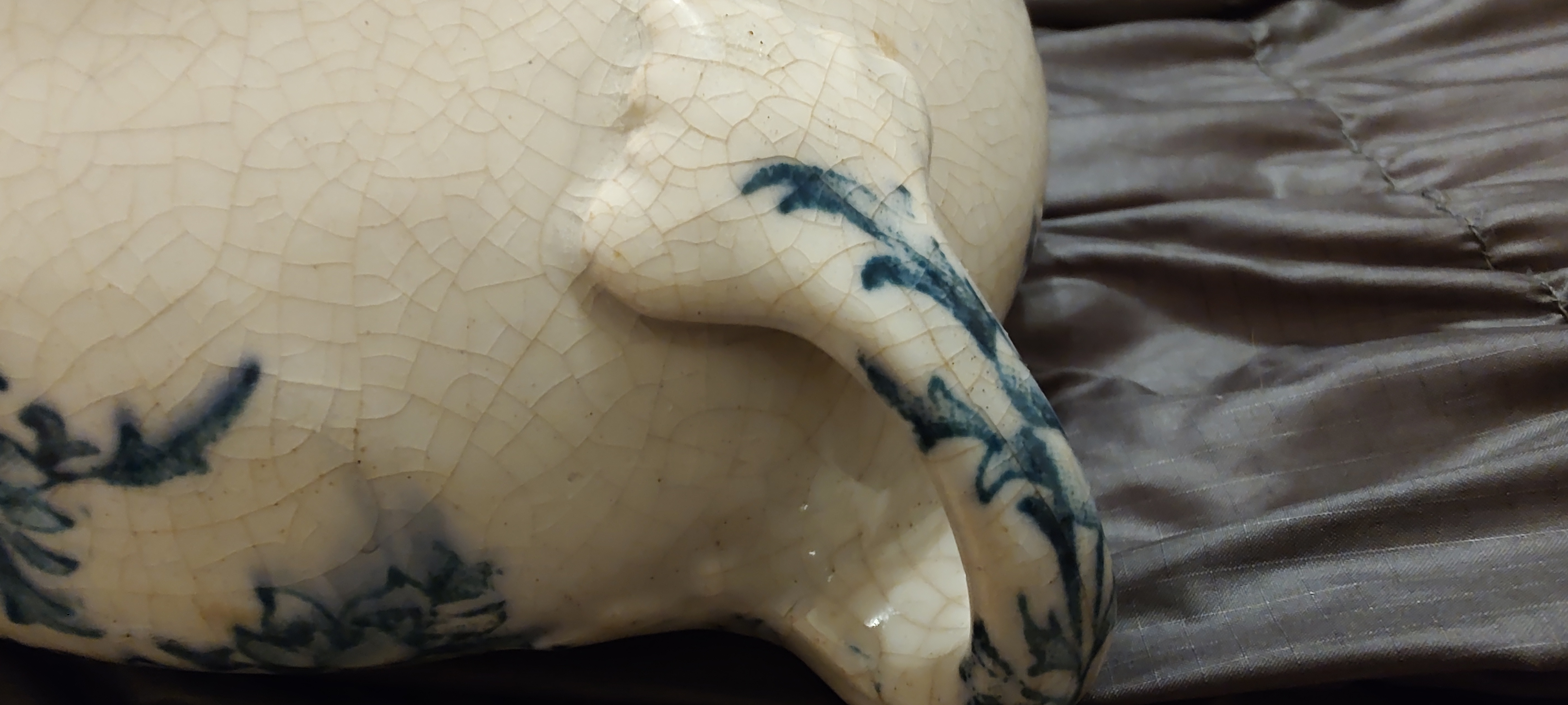 Antique Crackleware small tureen?