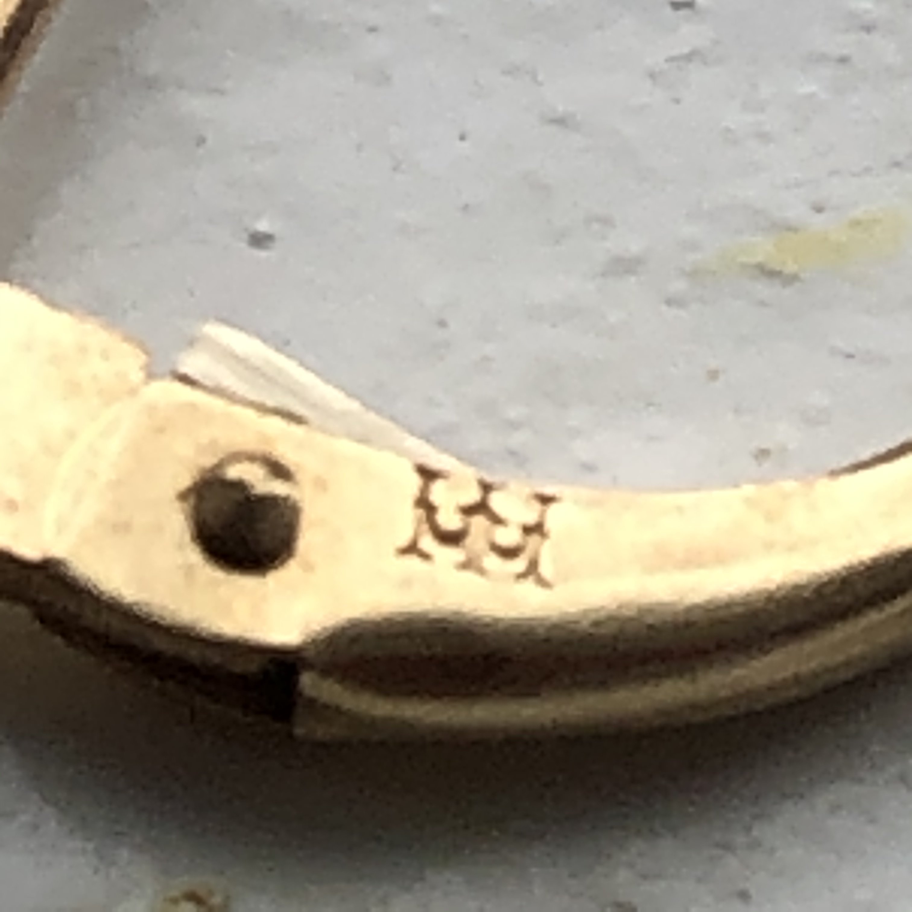 Anyone familiar with this hallmark?