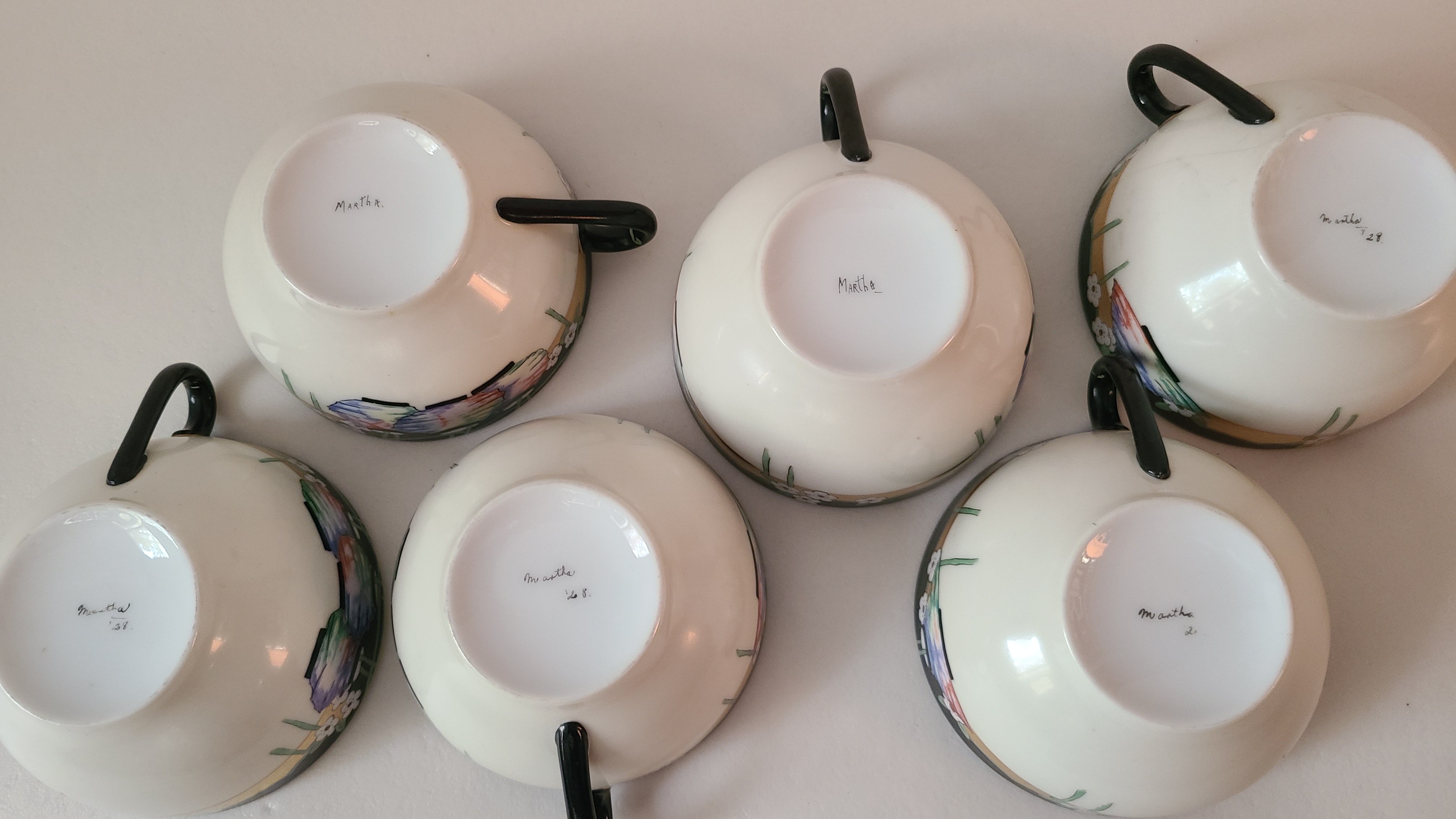 Bottoms of tea cups