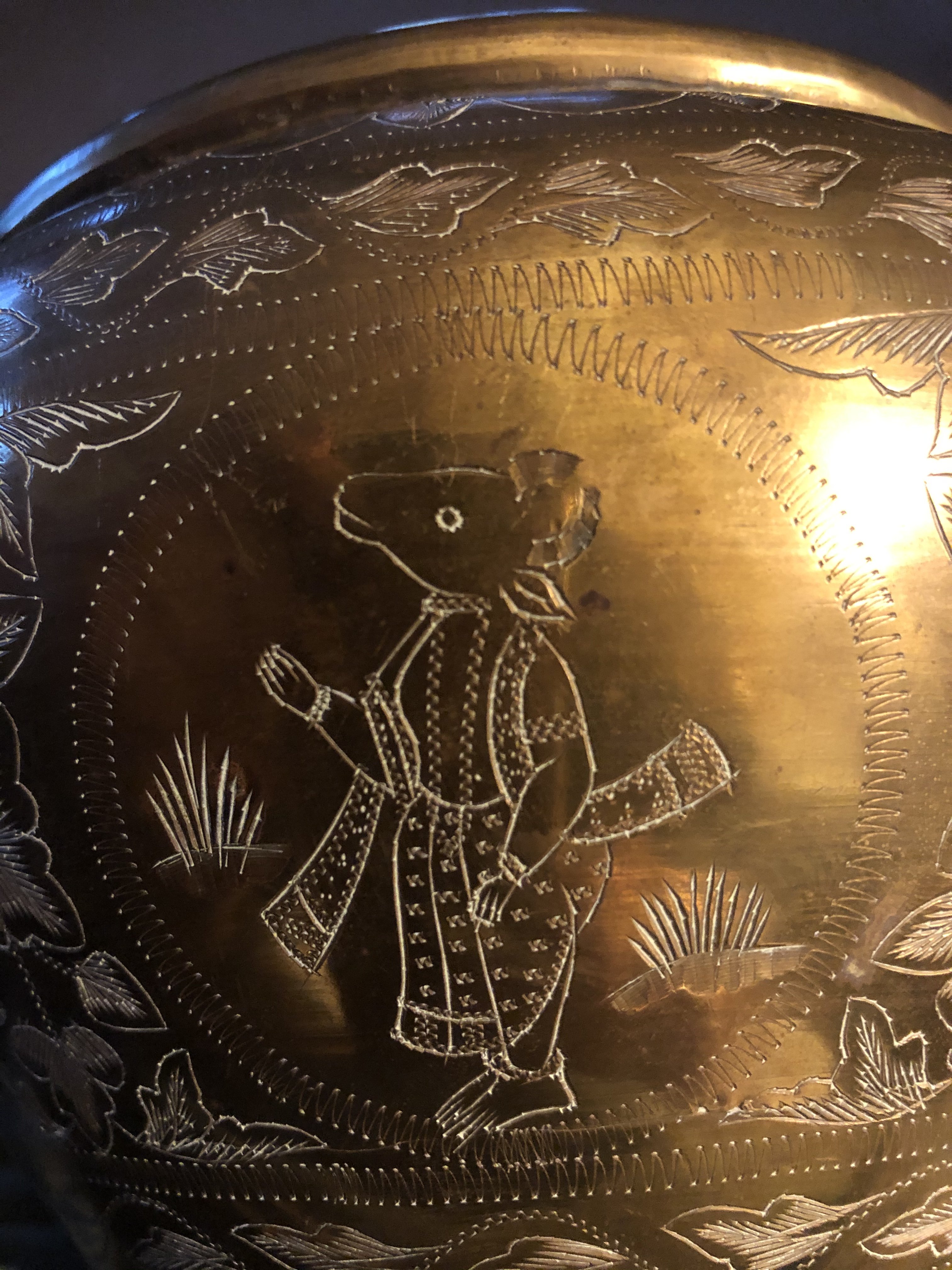 Brass pot 4