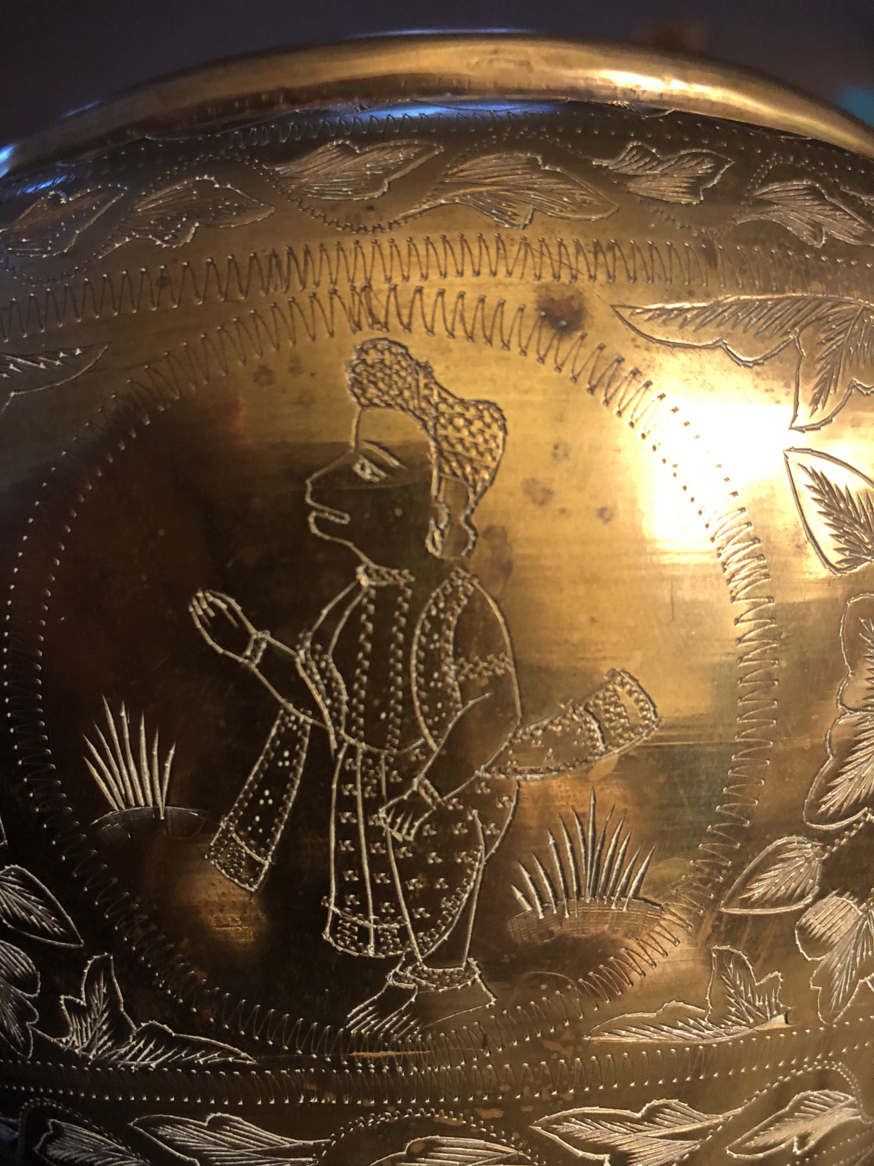 Brass pot 6