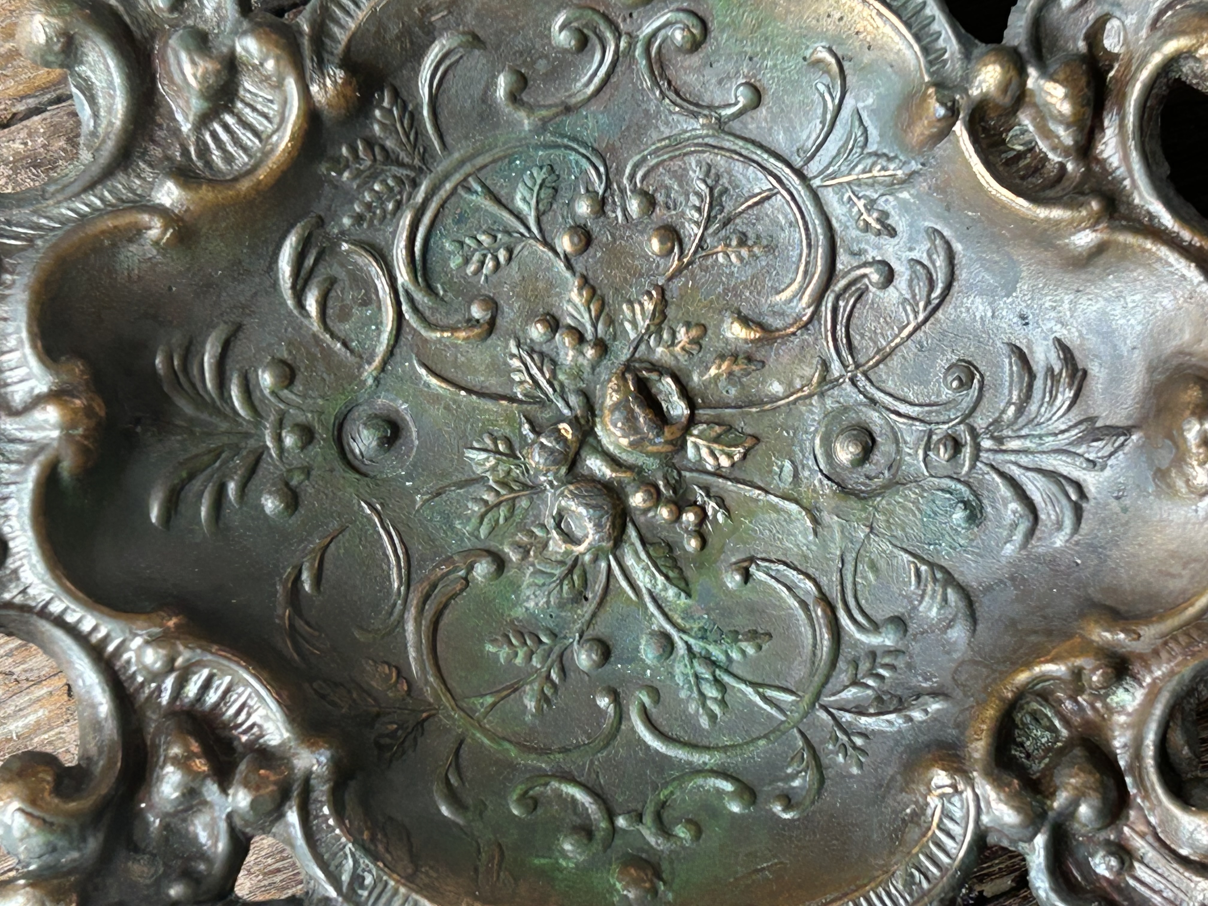 Bronzed tray