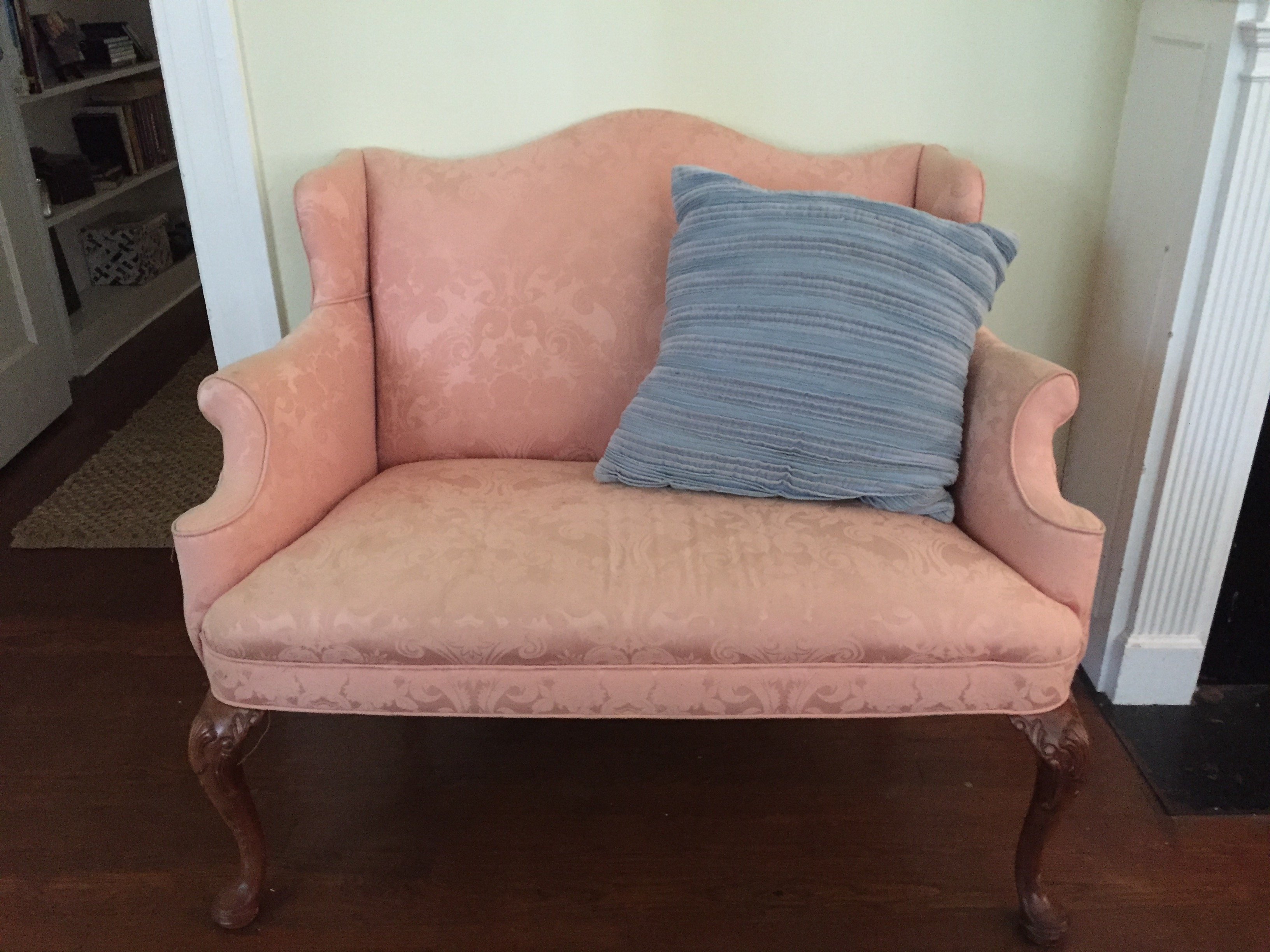 can anyone identify this chair